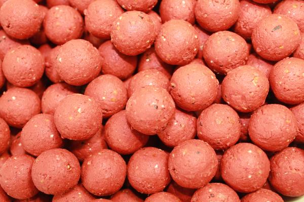 Fruchtboilies 10 kg (8,90 Euro Grundpreis).